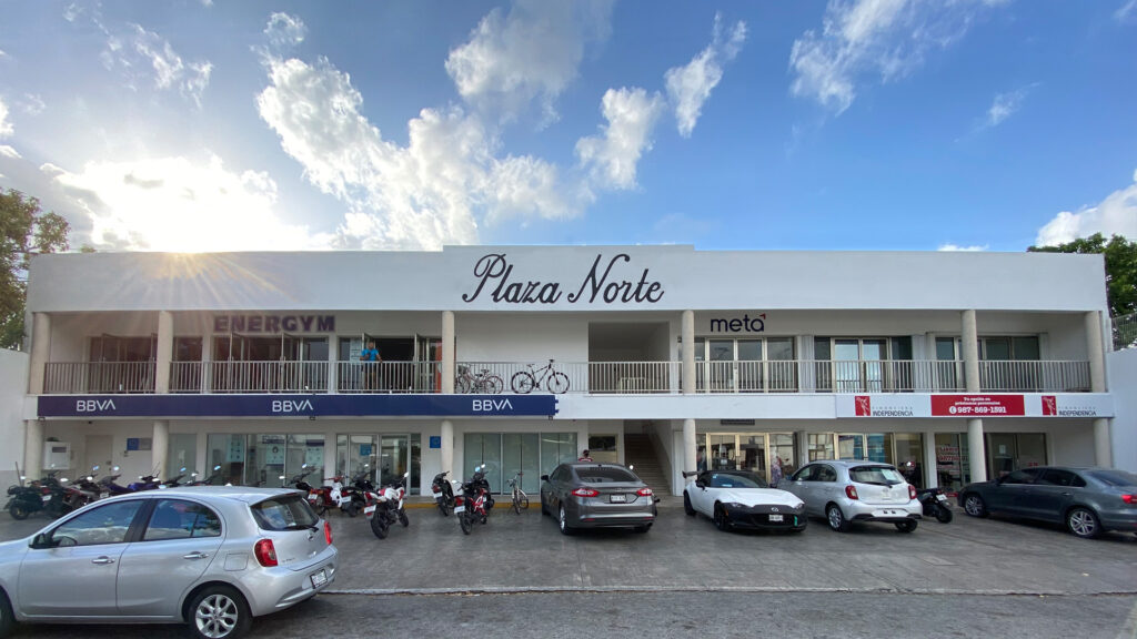 Plaza Norte Locales Comerciales en renta Cozumel oficinas bancos